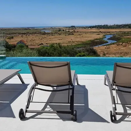 Вилла Aurora Luxury With Infinity Pool